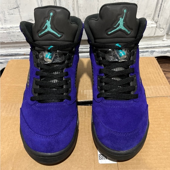 Air Jordan 5 Retro Alternate Grape - Picture 2 of 4